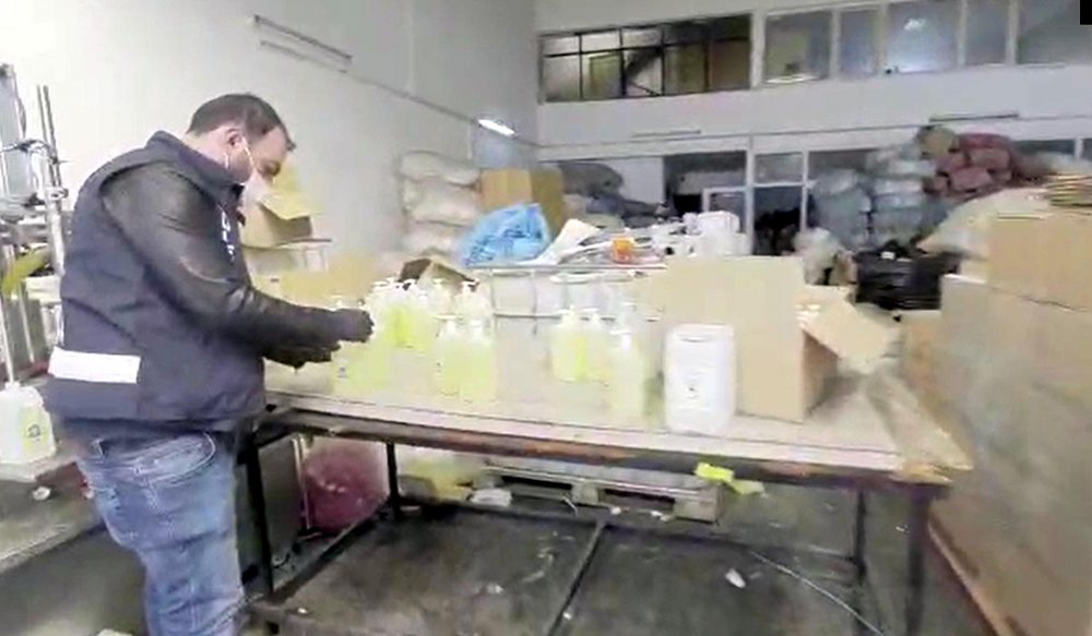 Ankara'da 6.6 ton etil alkol ele geçirildi