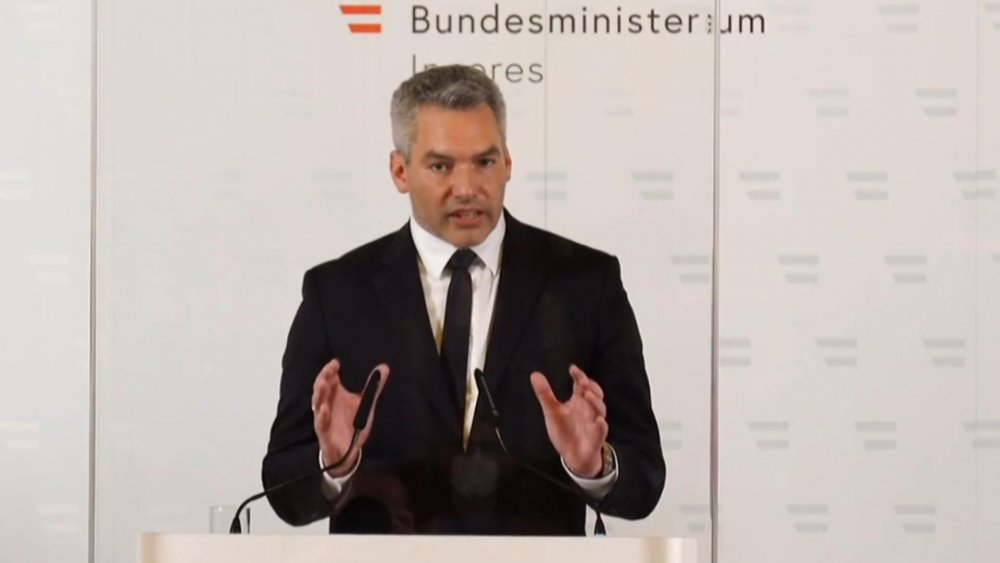 Avusturya İçişleri Bakanı Nehammer: İkinci bir saldırgan yok