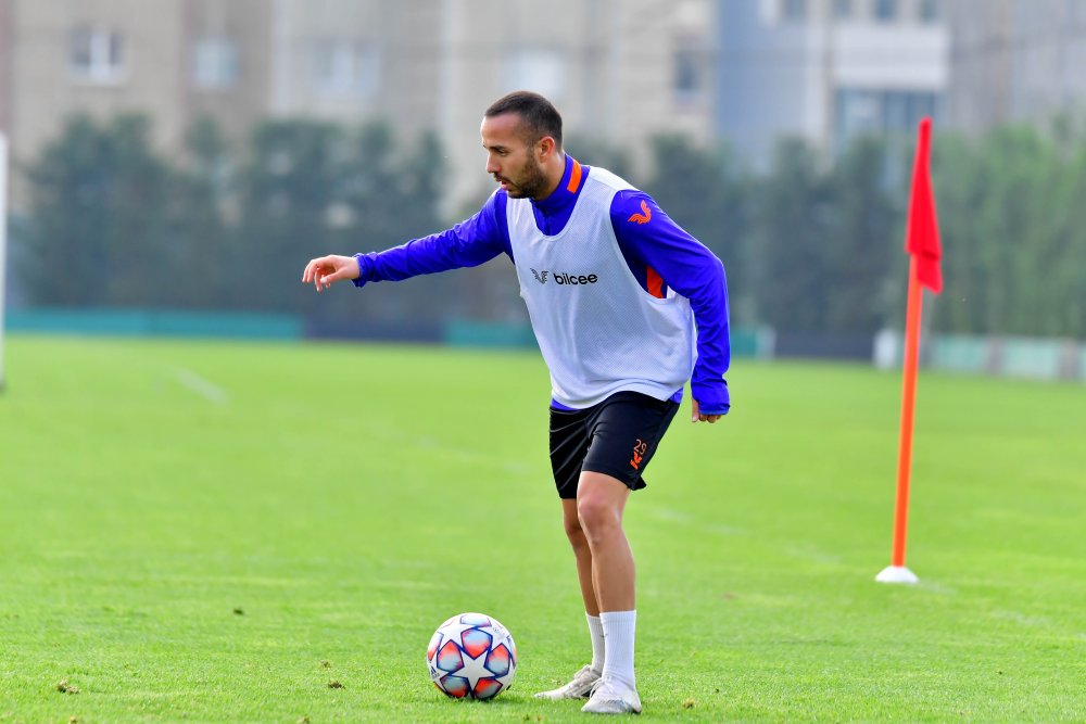 Başakşehir’de Manchester United hazırlıkları başladı