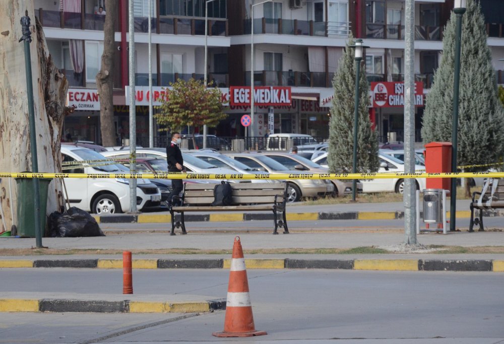 Fünye ile patlatılmak üzereyken sahibi geldi