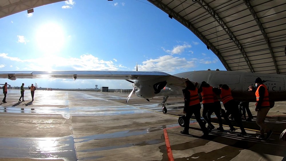 Bayraktar AKINCI TİHA uzak meydana iniş-kalkış testini başarıyla tamamladı