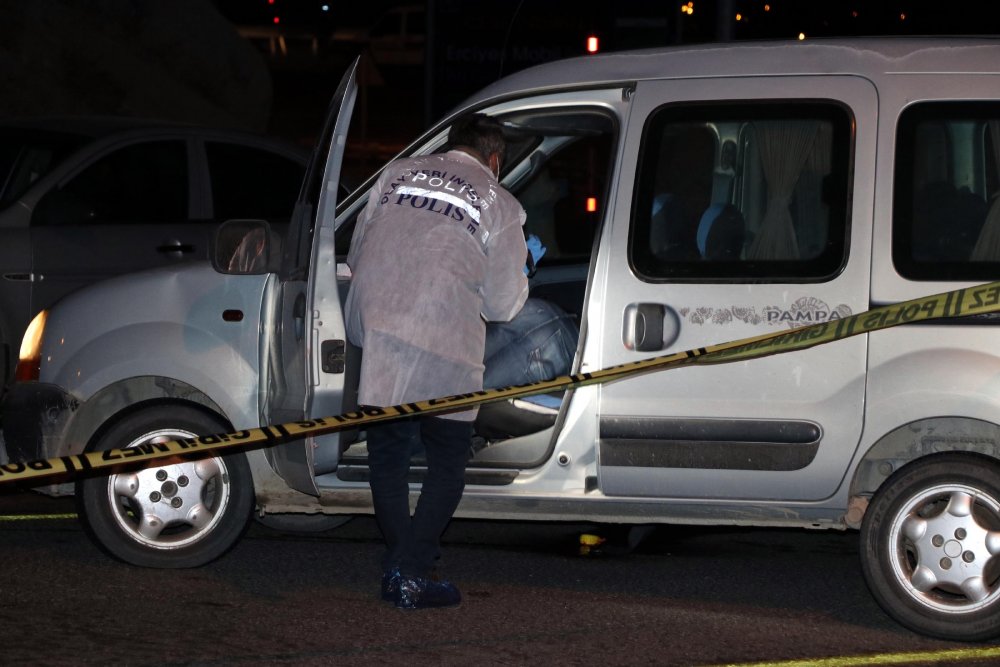 Kayseri’de hafif ticari araç sürücüsü öldürülmüş halde bulundu