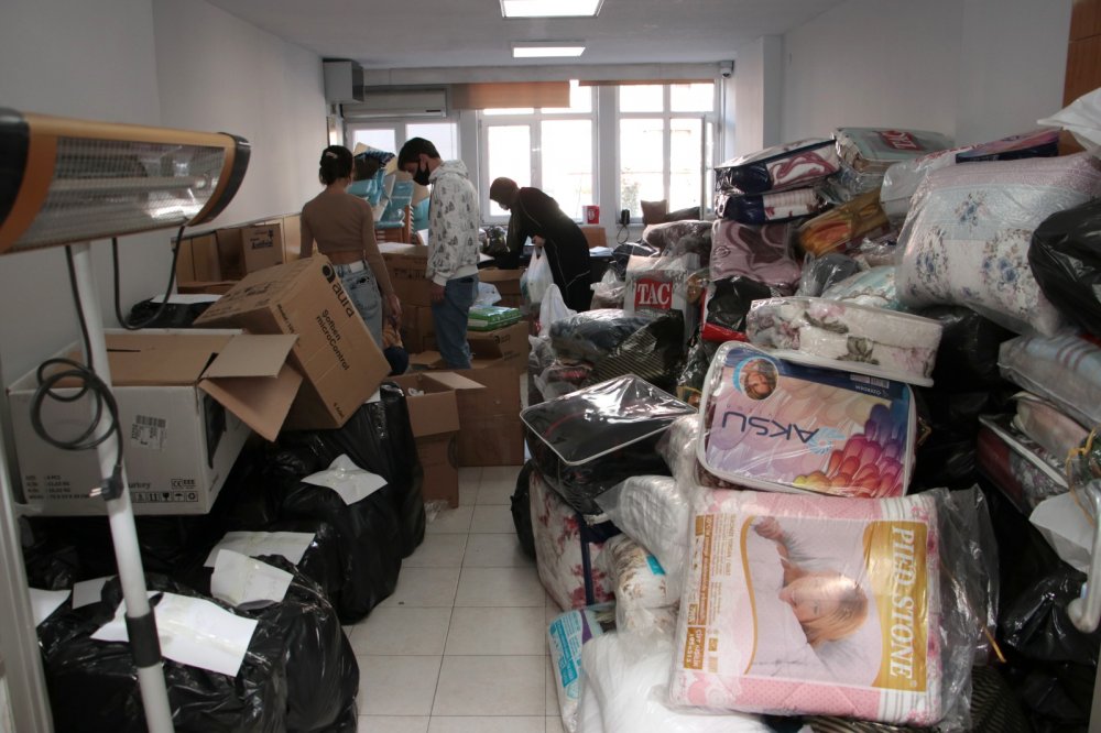 Lise öğrencisinin depremzedelere yolladığı mektup duygulandırdı