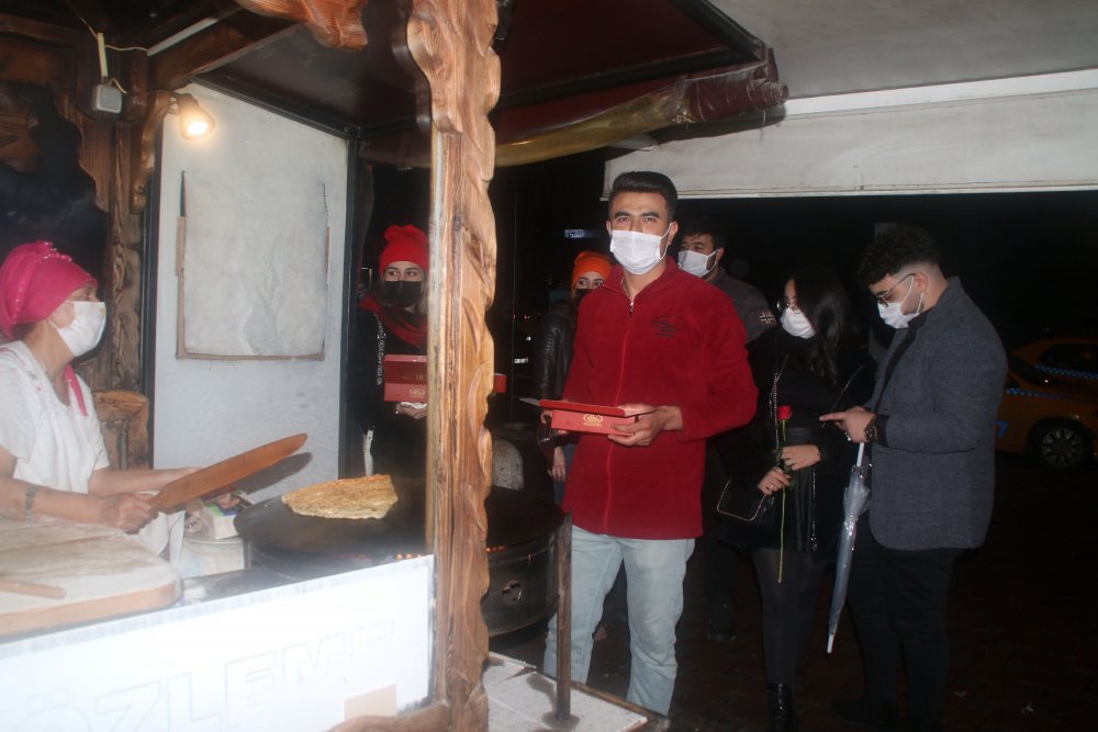 Koronavirüs kısıtlamaları başladı