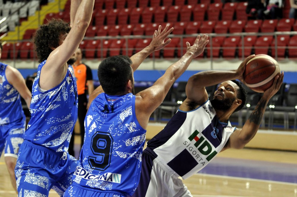 HDI Sigorta Afyon Belediyespor - Büyükçekmece Basketbol: 79-74