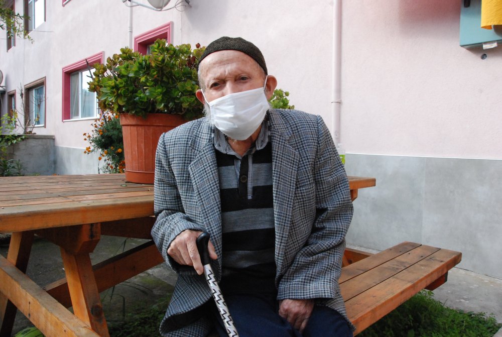 103 yaşında koronavirüsü yendi
