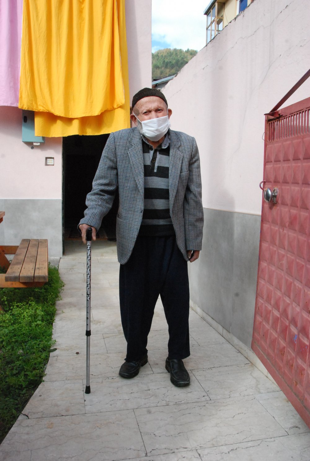 103 yaşında koronavirüsü yendi