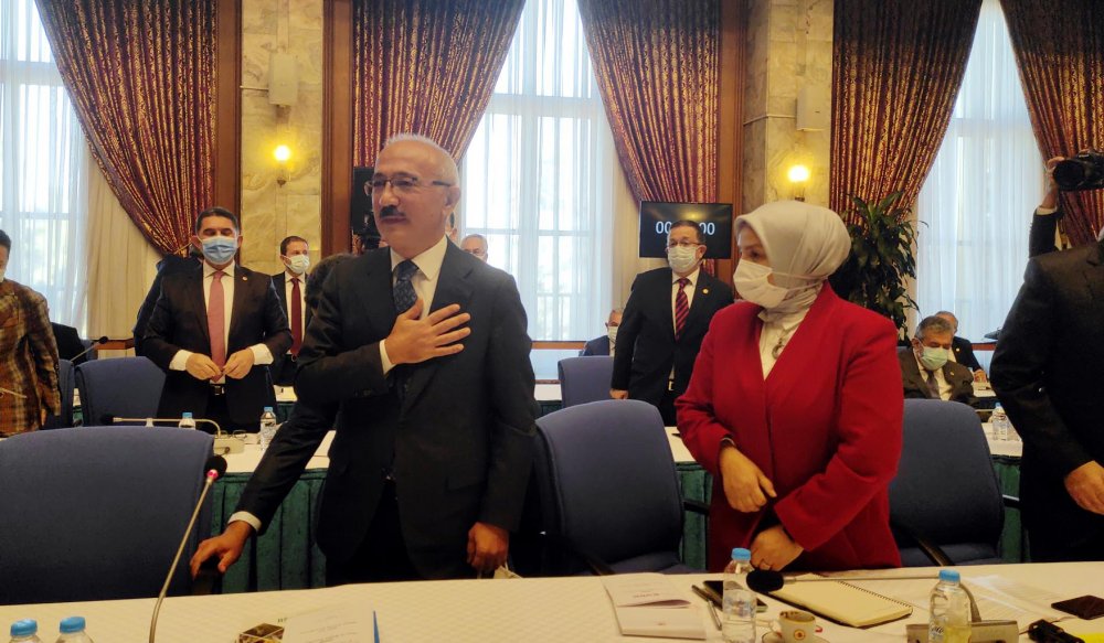 Bakan Elvan'ın Plan ve Bütçe Komisyonu'na vedası