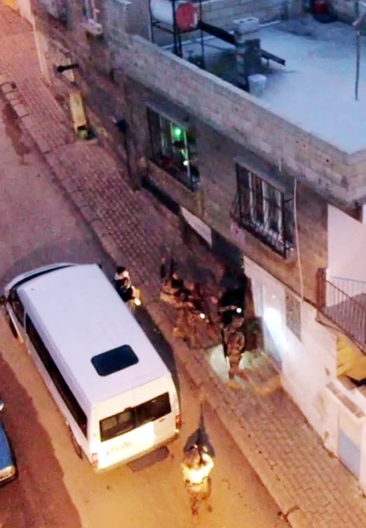 Suç örgütüne 3 ilde eş zamanlı operasyon: 11 gözaltı