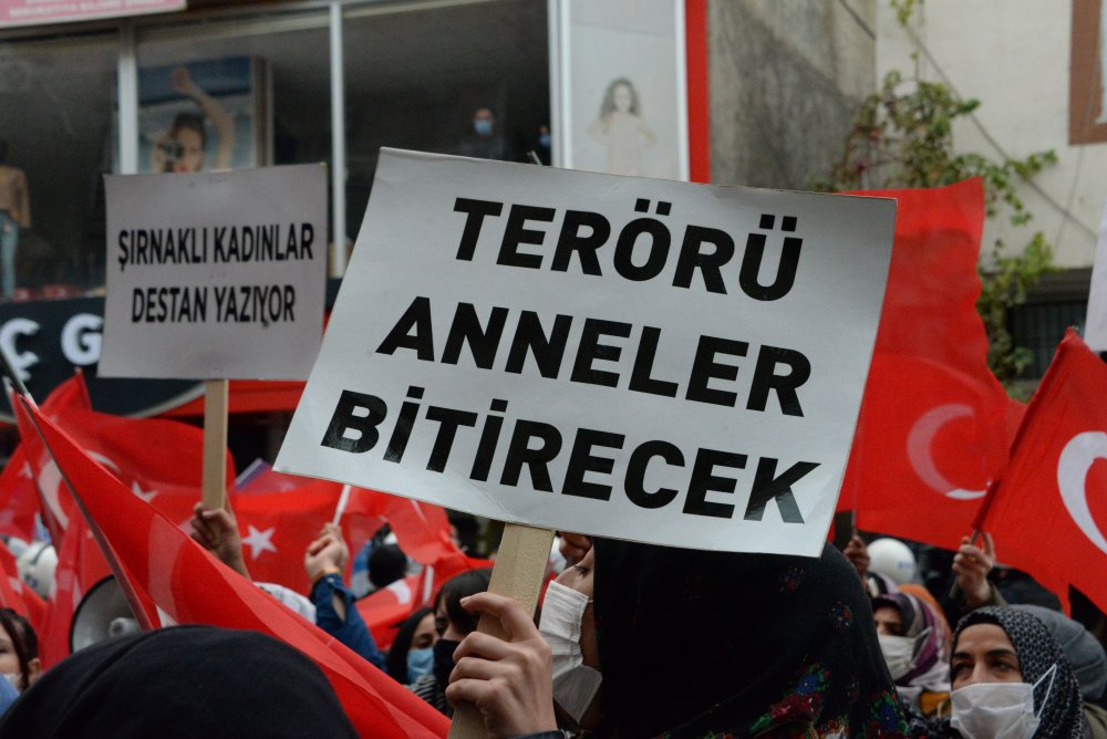Diyarbakır ve Şırnak'taki ailelerden ortak çağrı: Hep beraber evlatlarımızı dağdan indireceğiz