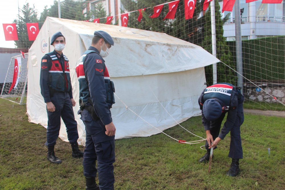 Kocaeli’de jandarma afetlere karşı tatbikat yaptı