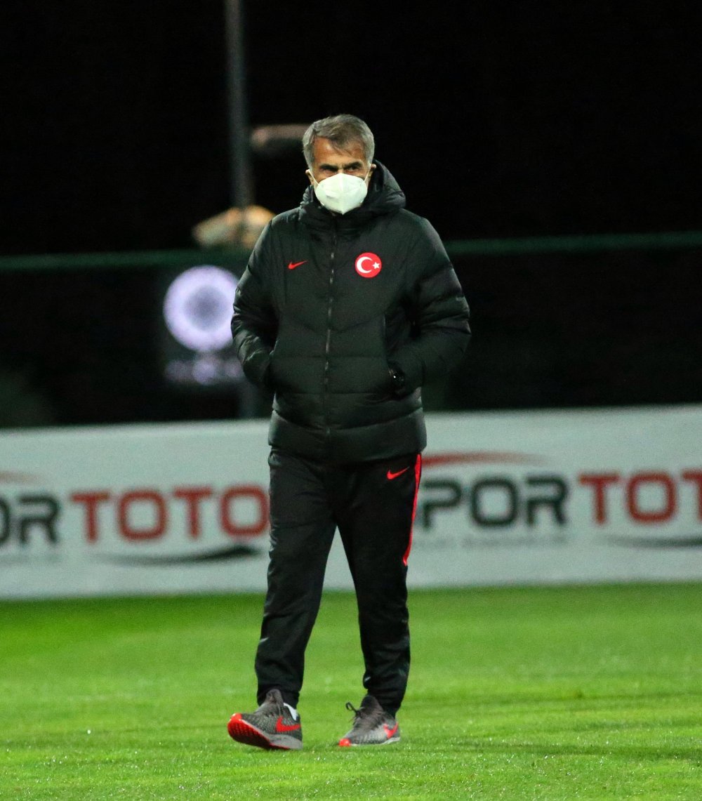 A Milli Takım'da Rusya maçının hazırlıkları sürüyor