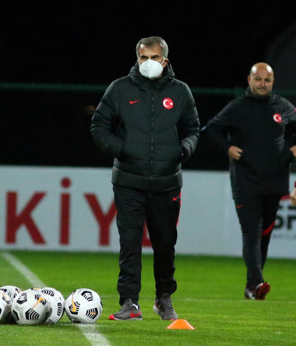 A Milli Takım'da Rusya maçının hazırlıkları sürüyor