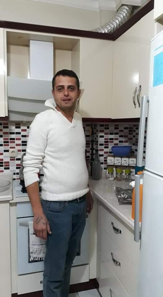 Arkadaşlarıyla alkol alırken çıkan kavgada bıçaklanarak öldürüldü