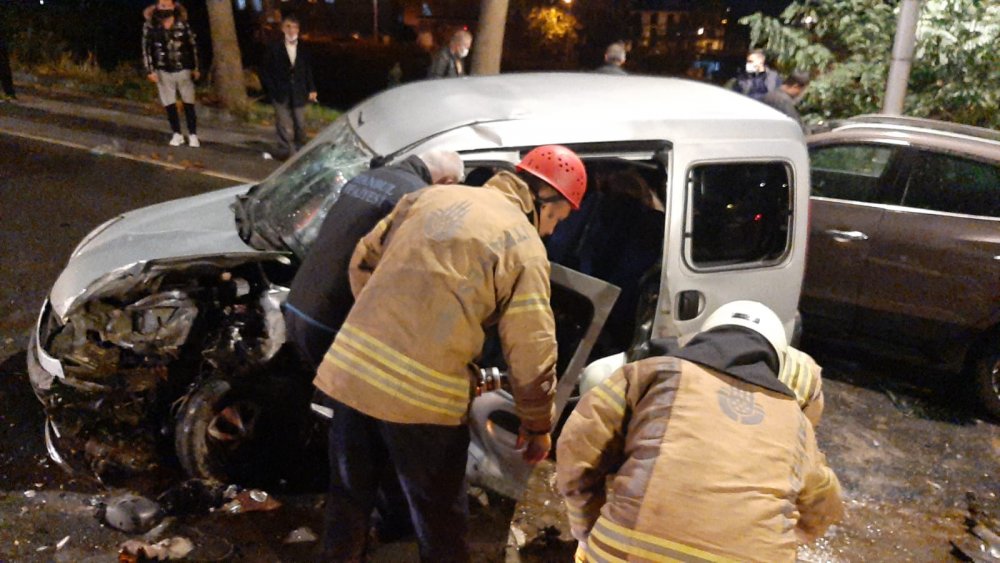 Büyükçekmece'de zincirleme kaza: 5 yaralı