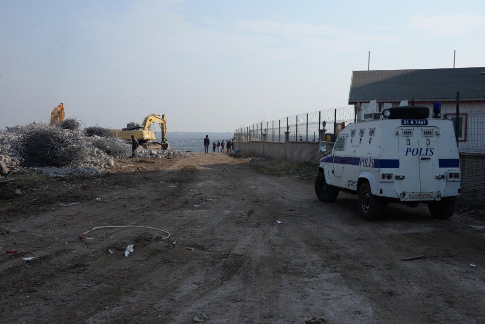 Karaloğlu'ndan Kırklar Dağı'nı imara açanlara tepki: Fitil fitil getirmezsem valilik yapmam