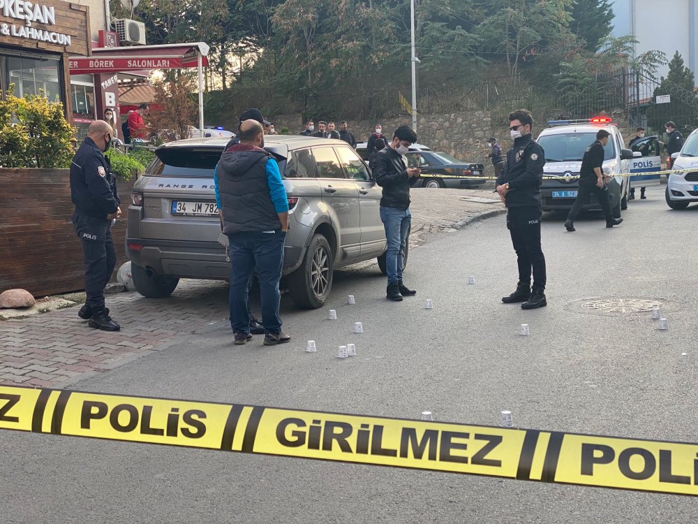 Kadıköy'de şarkıcıya silahlı saldırı