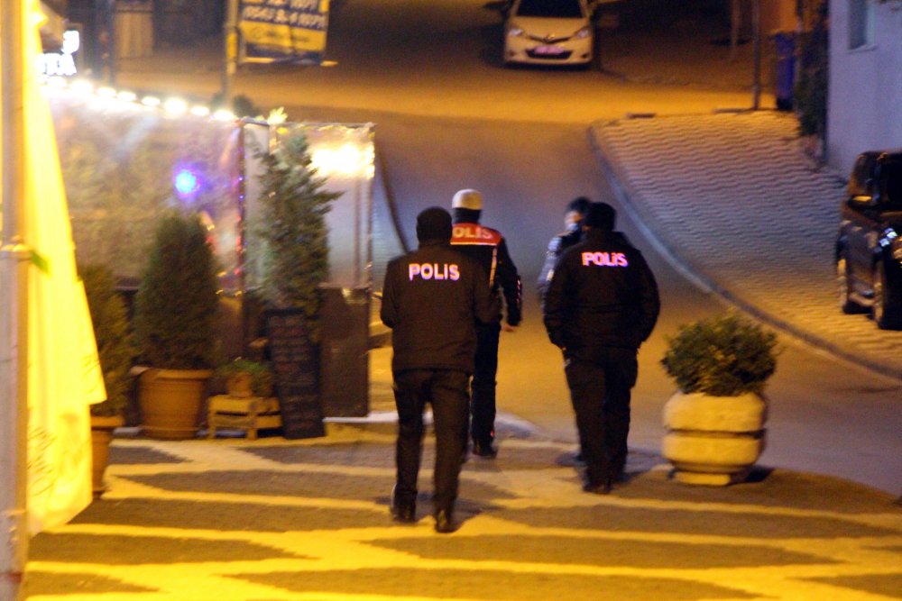 Bolu'da, yeni koronavirüs tedbirleri uygulanmaya başladı