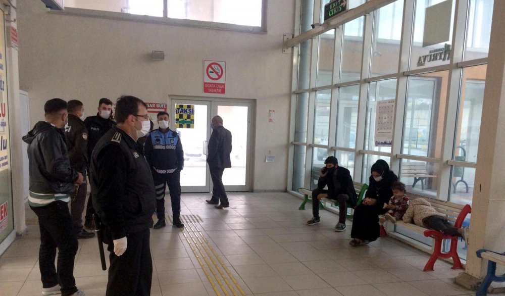 Karantinadan kaçan Suriyeli aile, otogarda HES kodu ile bilet almak isteyince yakalandı
