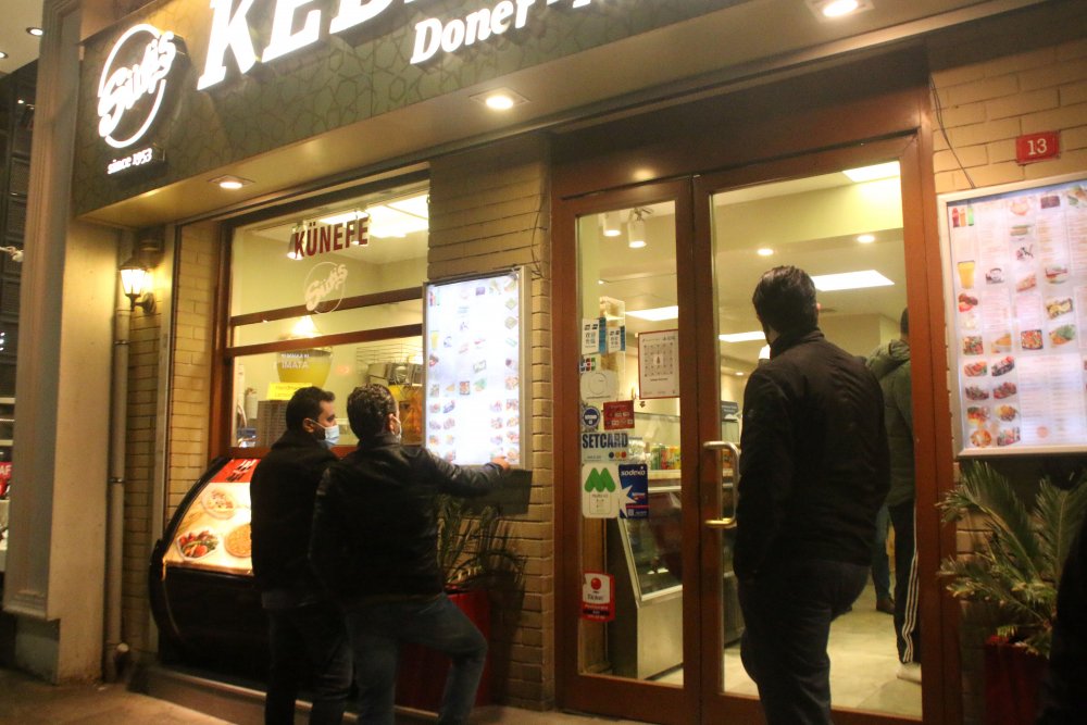 Kısıtlamaya dahil olan iş yerleri kapatıldı