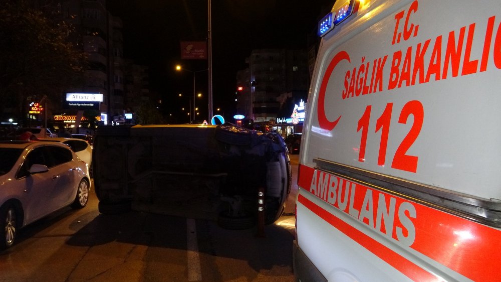 Takla atıp yan yatan otomobilin alkollü sürücüsü: Hiçbir şeye sap olamadım