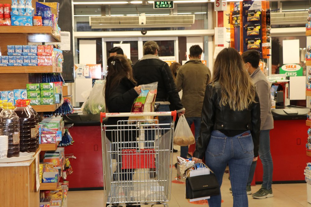 Van'da yasak öncesi hareketlilik