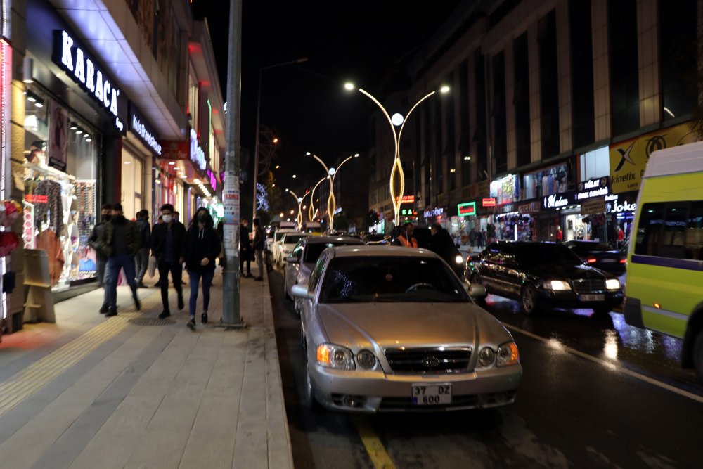 Van'da yasak öncesi hareketlilik