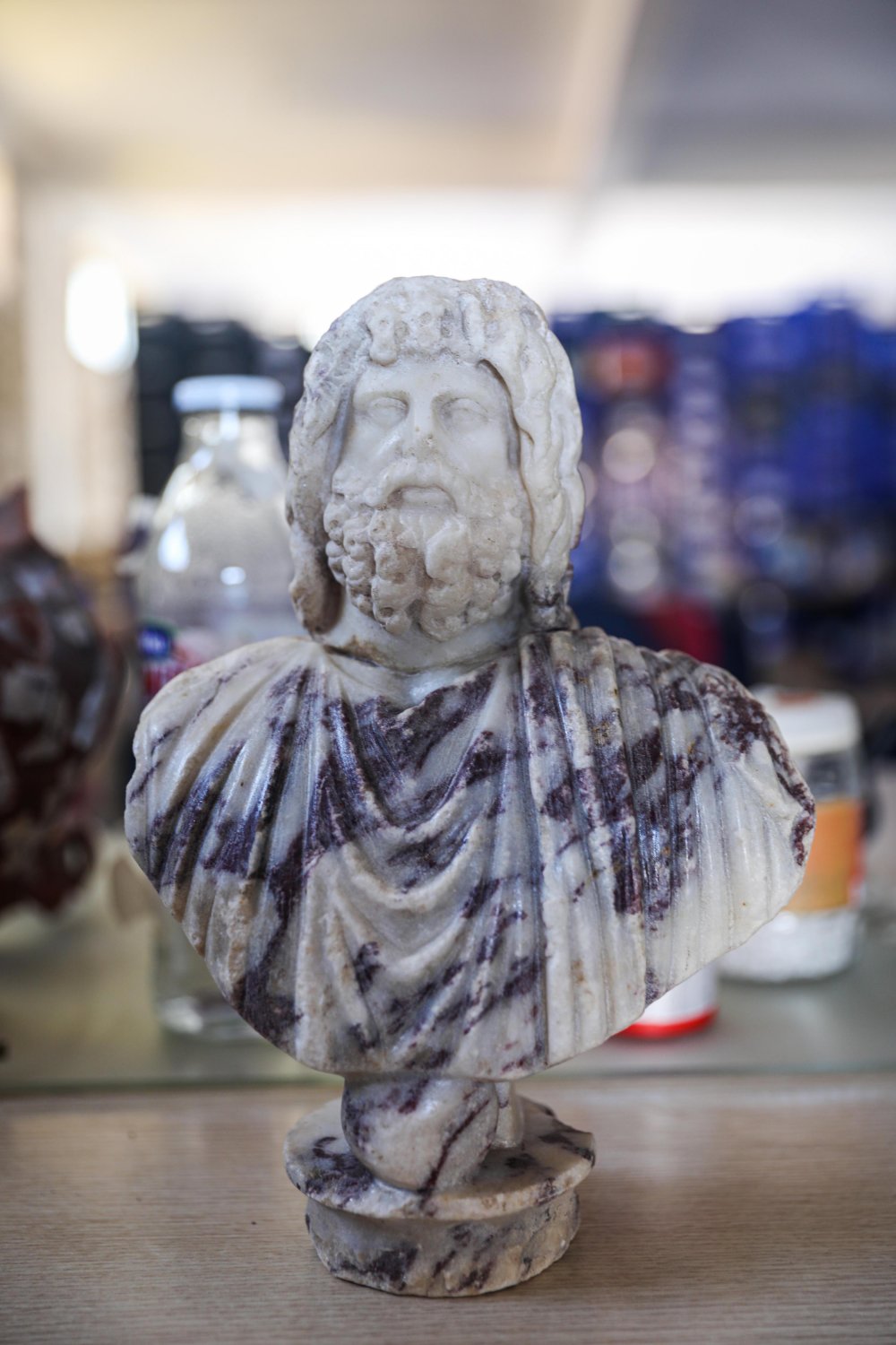 Kibyra'da Roma dönemine ait Serapis büstüyle Asklepios heykelciği bulundu