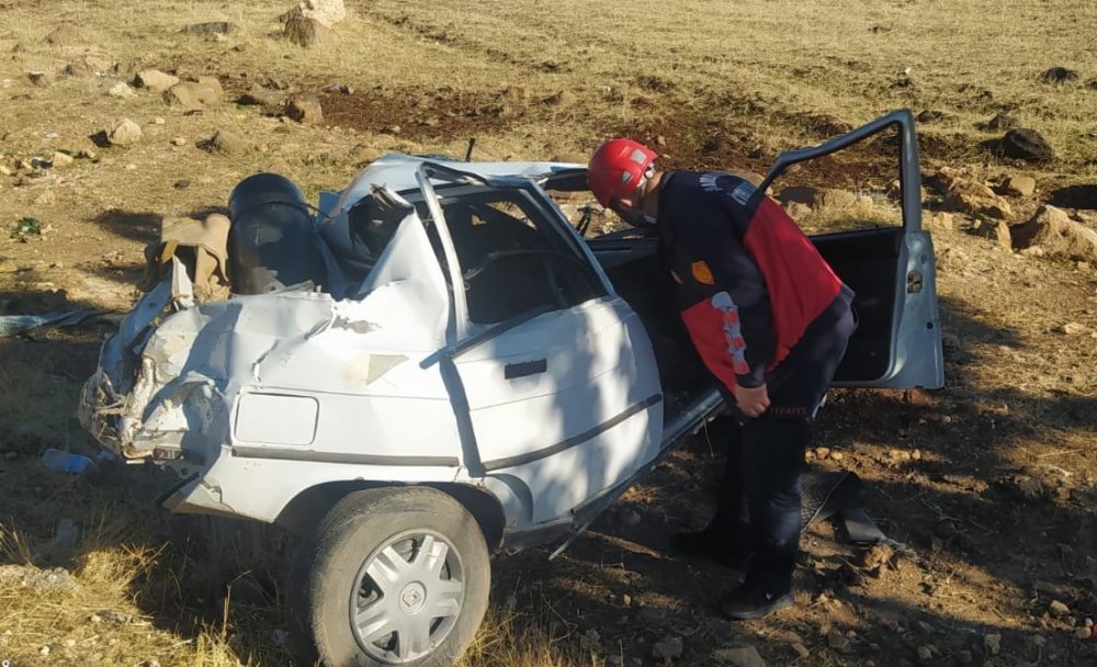 Şanlıurfa'da otomobil takla attı: 2 kardeş öldü, 2 kişi yaralandı