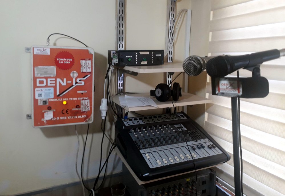 Camilerdeki korsan müzik yayını paylaşan Banu Özdemir davasında mütalaa verildi