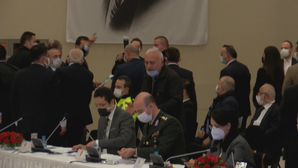 İBB'nin "İstanbul'a yeni 6 bin taksi" teklifi reddedildi