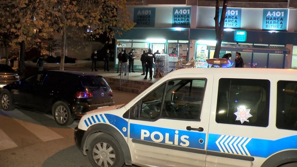 Kadıköy'de markette silahlı soygun
