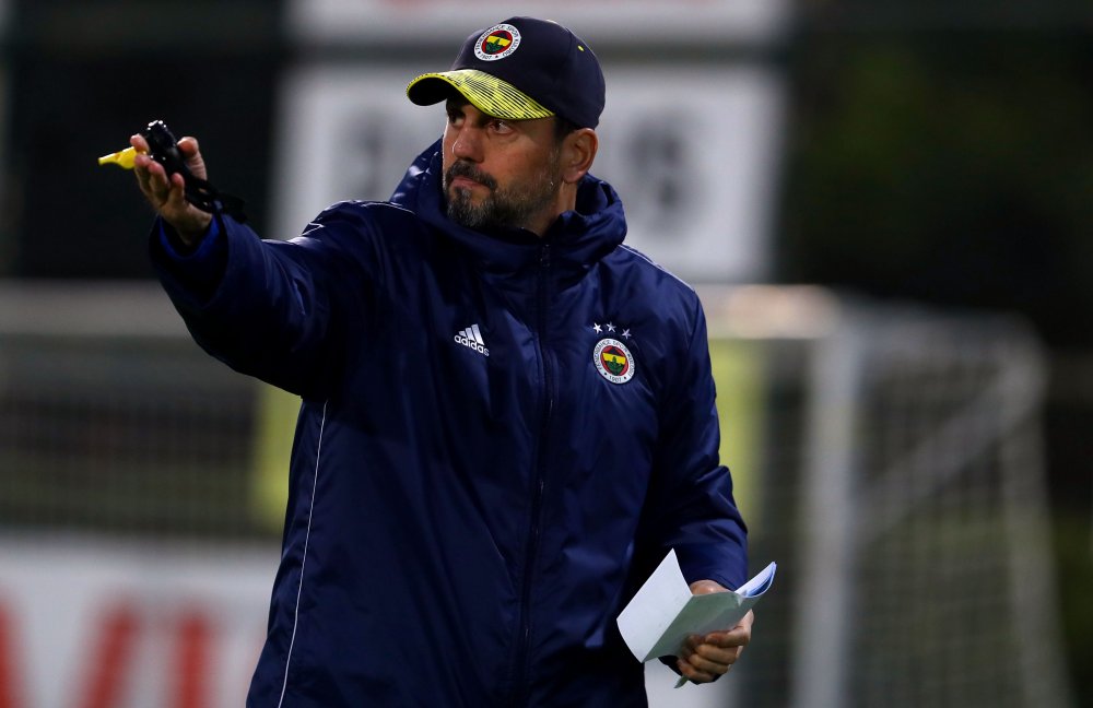 Fenerbahçe, derbi için kampa girdi