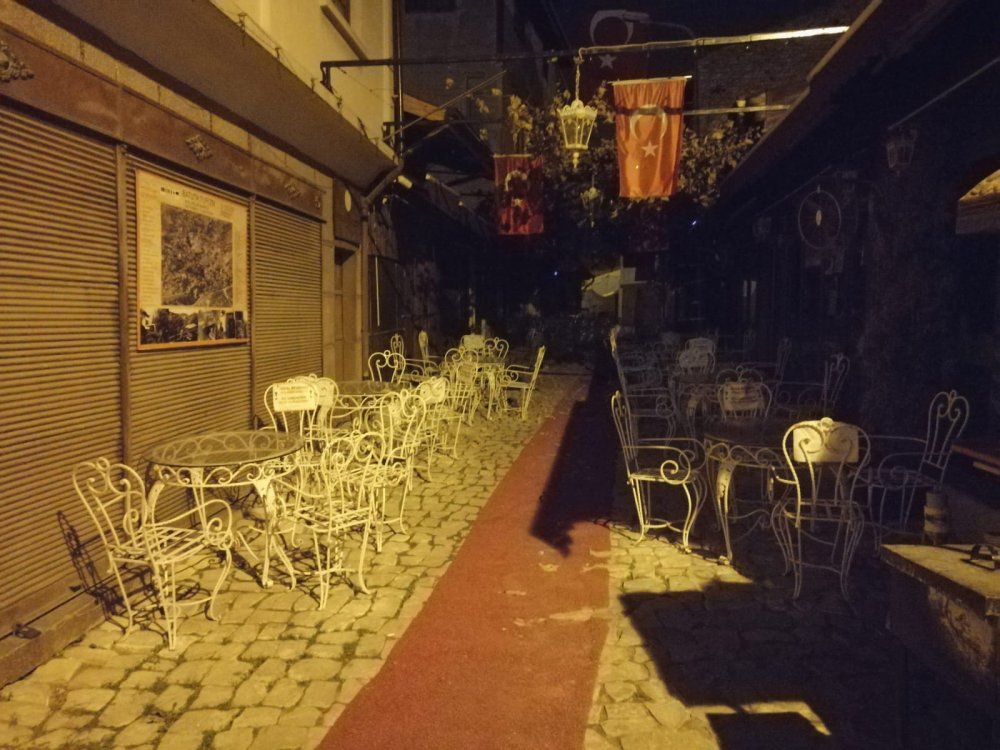 Tarihi ilçe sessizliğe büründü 