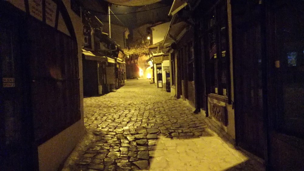 Tarihi ilçe sessizliğe büründü 