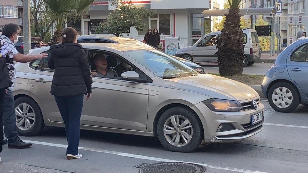 6’ncı kattan düşen 13 yaşındaki Semih, yaşamını yitirdi