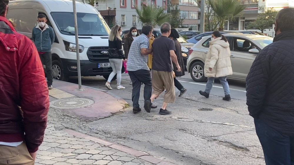 6’ncı kattan düşen 13 yaşındaki Semih, yaşamını yitirdi
