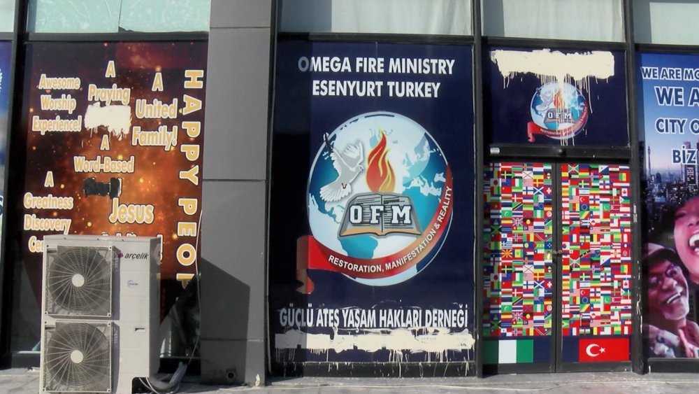Esenyurt'ta polisin "parti var" ihbarına gittiği yer Nijeryalıların derneği çıktı