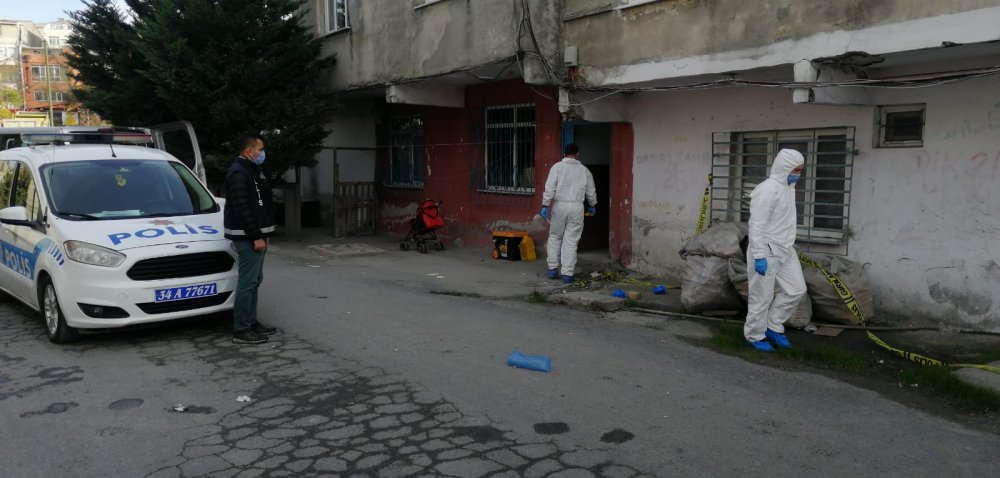 Gece öldürülen genç sokağa çıkma yasağı bitince bulundu