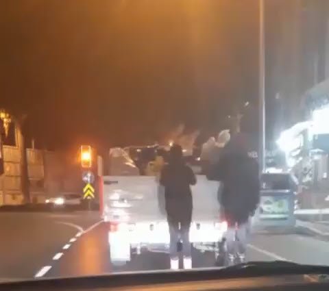 Patenli gençlerin tehlikeli yolculuğu kamerada