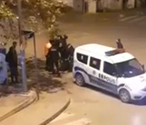 Sokağa çıkma kısıtlamasına uymayıp  üstüne bir de küfredince ..
