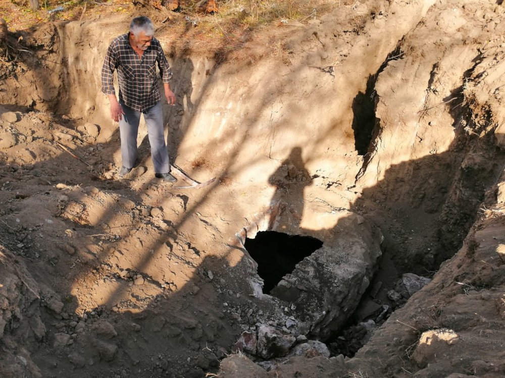 Su kuyusunda atalarının yazdığı notları buldular