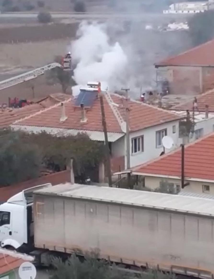 Yalnız yaşayan yaşlı kadın, evinde çıkan yangında öldü
