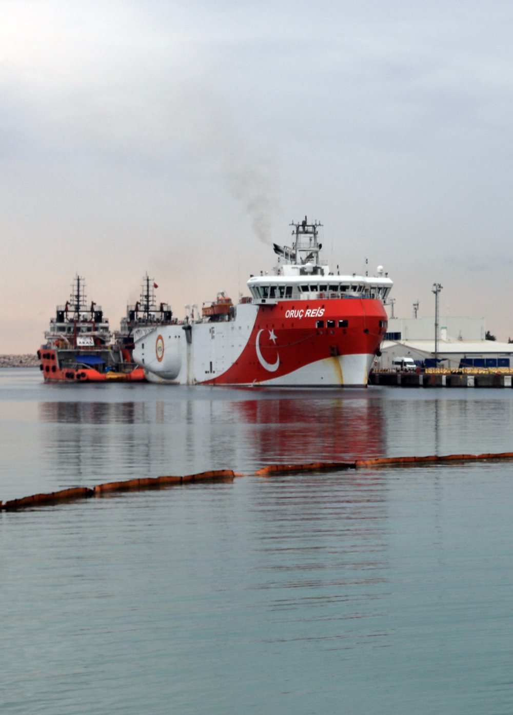 'Oruç Reis' Antalya Limanı'nda