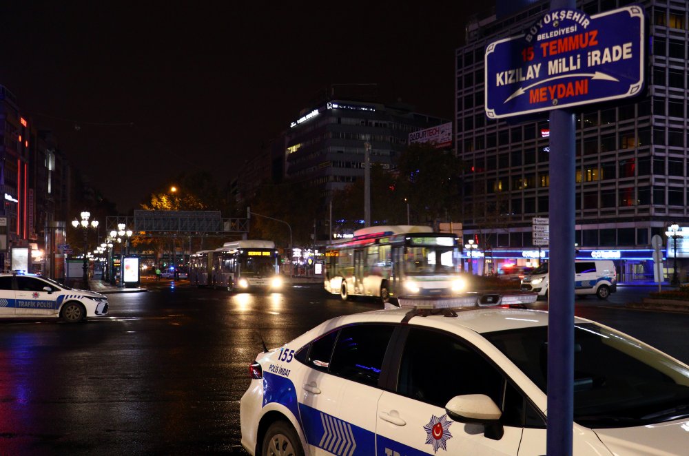 Ankara'da sokaklar boş kaldı