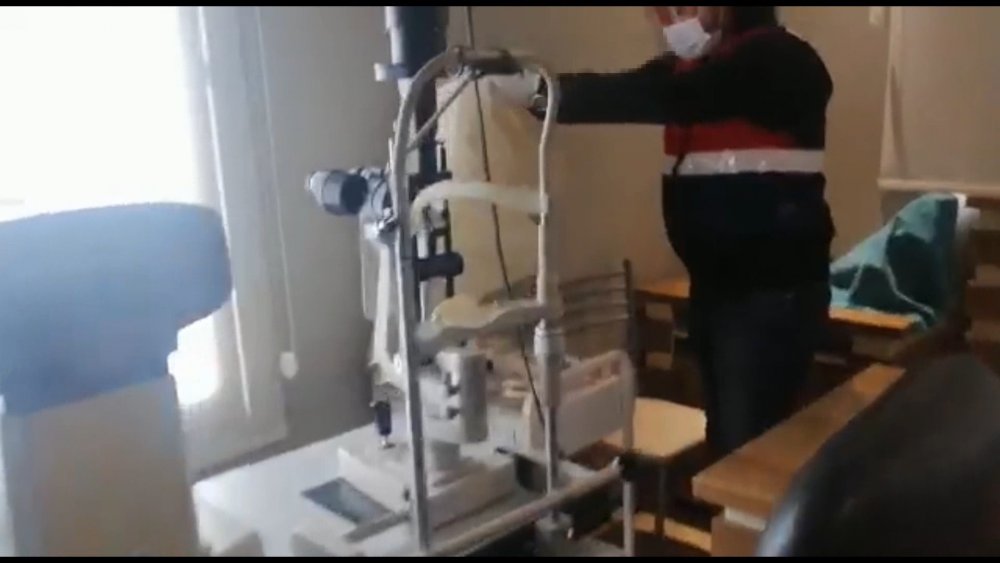 Ruhsatsız göz polikliniğine jandarma baskını