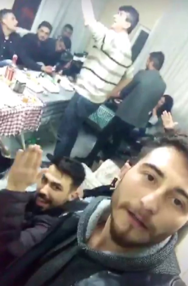Koronavirüs tedbirlerini hiçe sayıp, bağ evinde eğlence düzenlediler