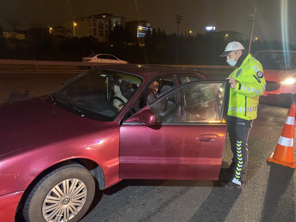 TEM Otoyolu Çamlıca gişelerinde denetim