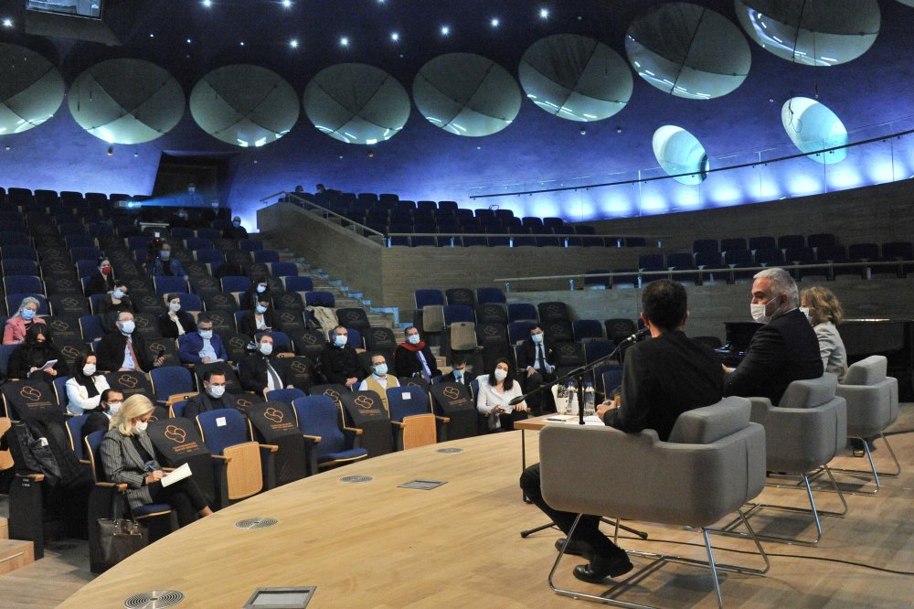 Bakan Ersoy, yeni CSO binasını medya temsilcilerine tanıttı