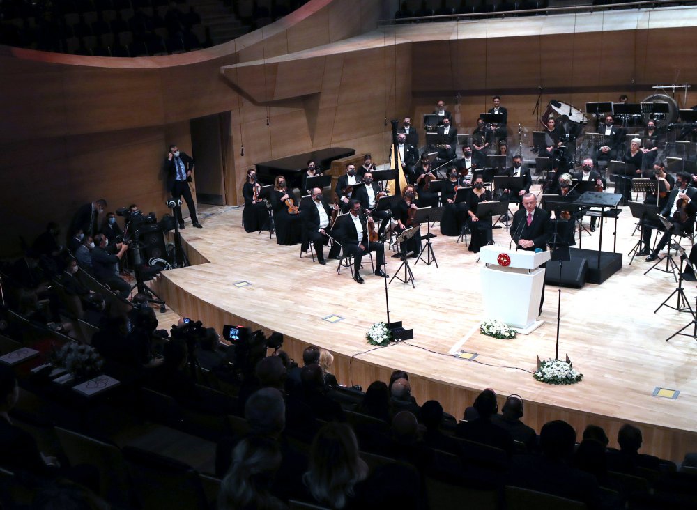 Cumhurbaşkanı Erdoğan: Jakoben zihniyetten, Türk müziği de payını almıştır